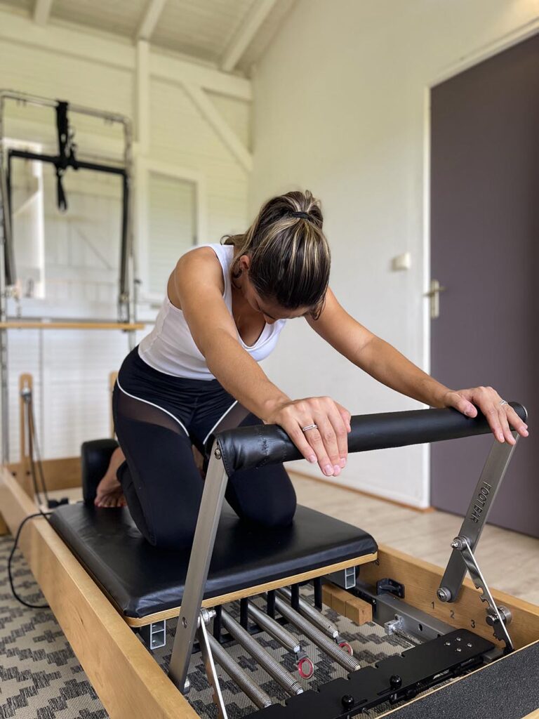 Le-cours-prive-avec-machine-flow-studio-pilates